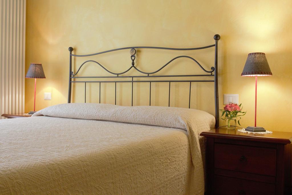 Agriturismo Casale La Palombara Cerreto di Spoleto Zimmer foto